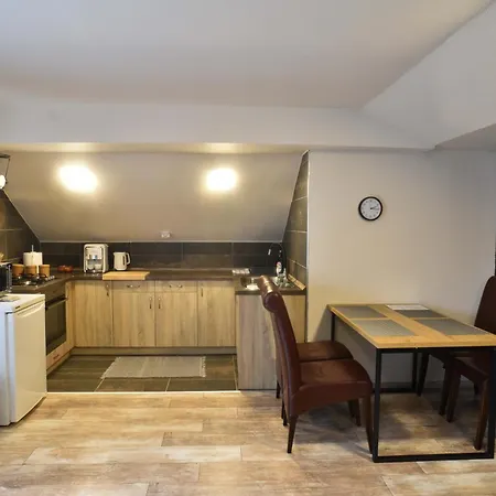 Attiport Apartmán *