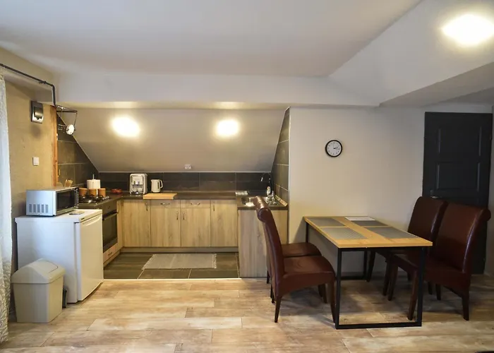 Attiport Lejlighed *